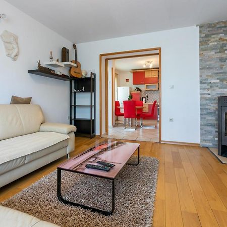 Apartments Kira Crikvenica Ngoại thất bức ảnh
