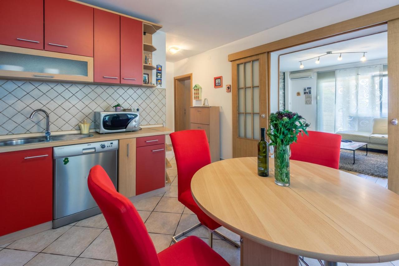 Apartments Kira Crikvenica Ngoại thất bức ảnh