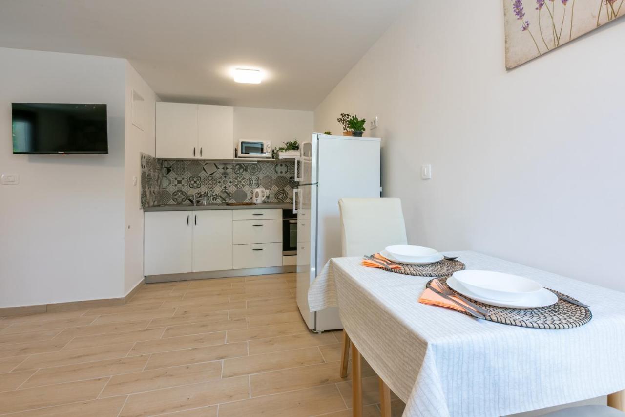Apartments Kira Crikvenica Ngoại thất bức ảnh