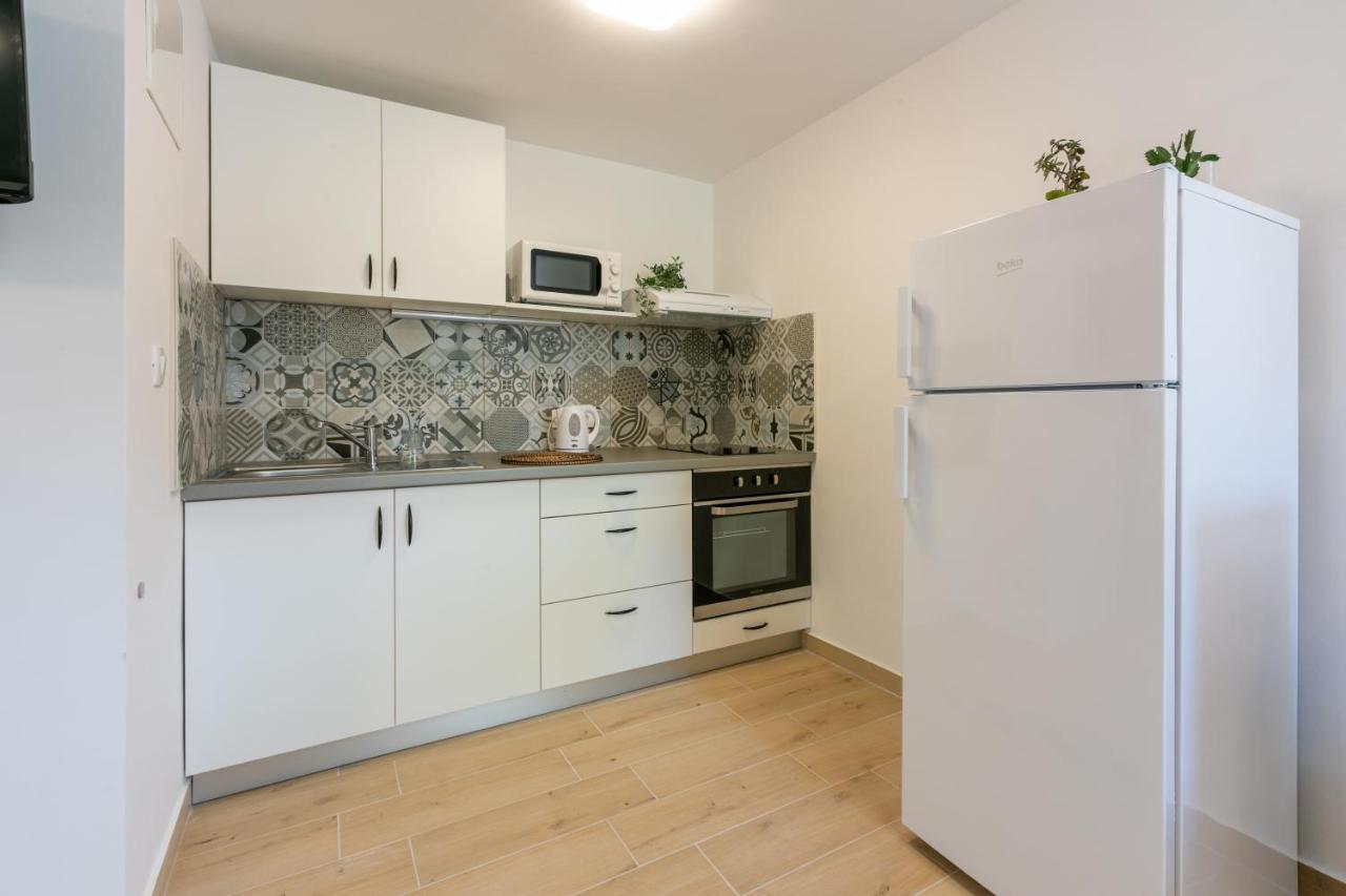 Apartments Kira Crikvenica Ngoại thất bức ảnh