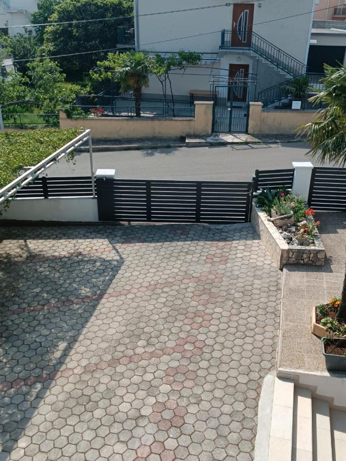 Apartments Kira Crikvenica Ngoại thất bức ảnh